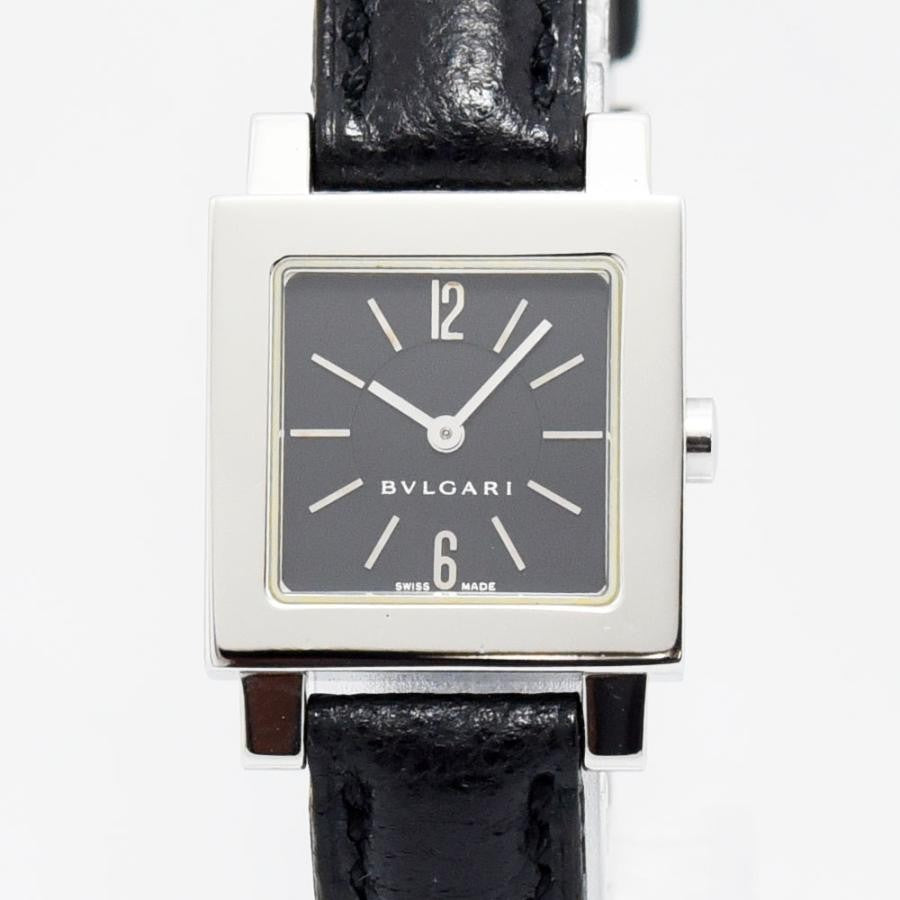 VINTAGE WATCHES FASHION ブルガリのスクエアフェイス腕時計。ブラック文字盤、シルバーインデックス、ブラックレザーベルト。