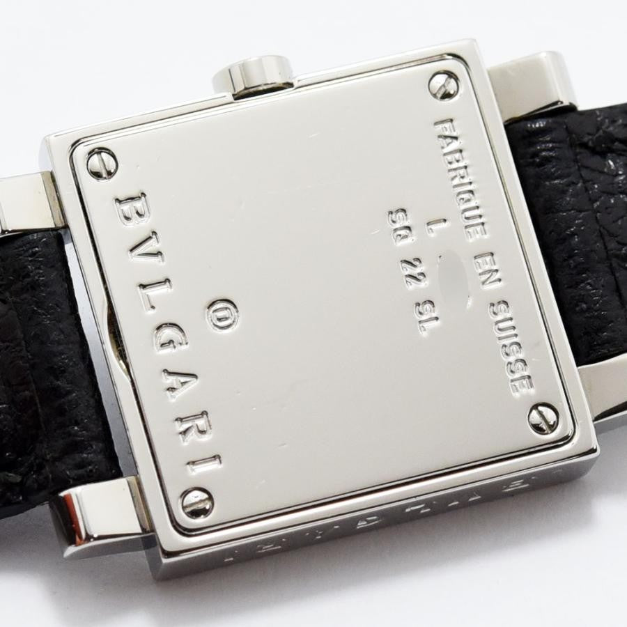 VINTAGE WATCHES FASHION ブルガリのスクエアフェイス腕時計。ブラックレザーベルト、シルバーケース。スイス製。