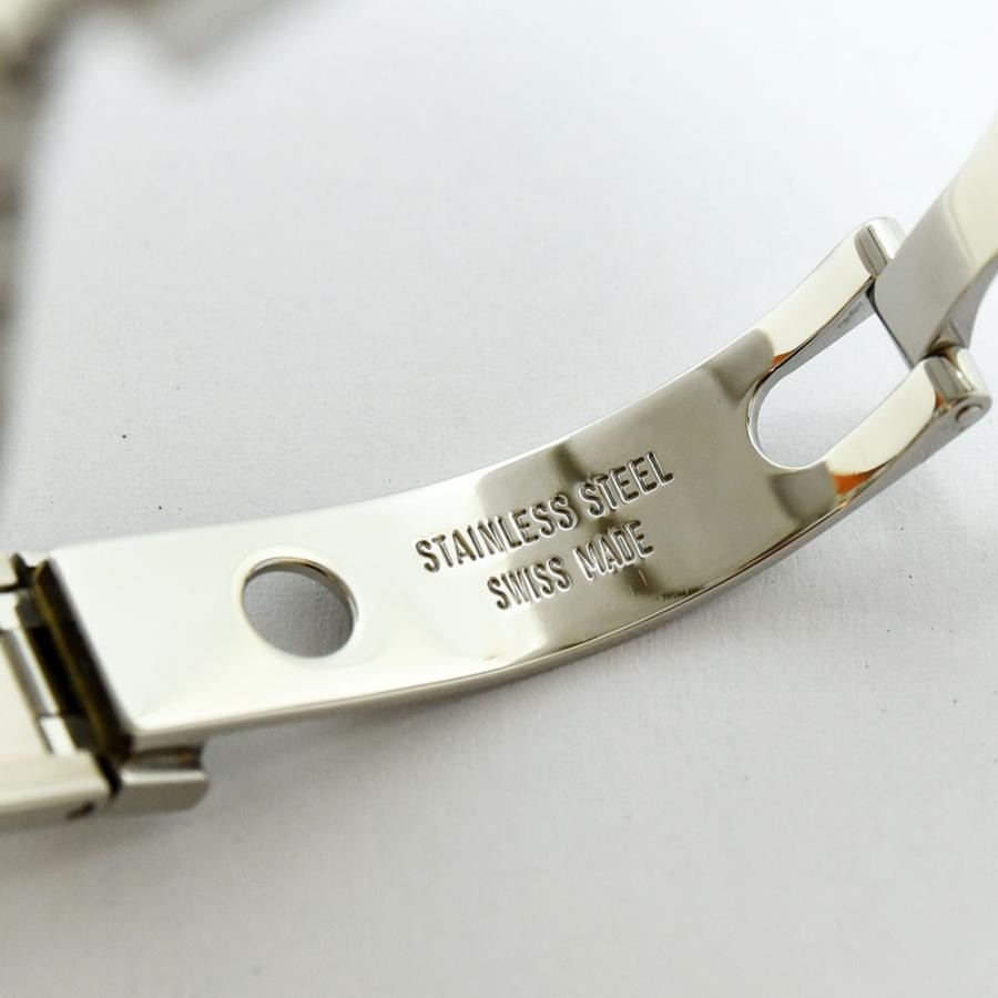 VINTAGE WATCHES FASHION ブルガリのスクエアフェイスウォッチ。シルバーカラーのステンレススチール製ブレスレットに「STAINLESS STEEL SWISS MADE」の刻印。