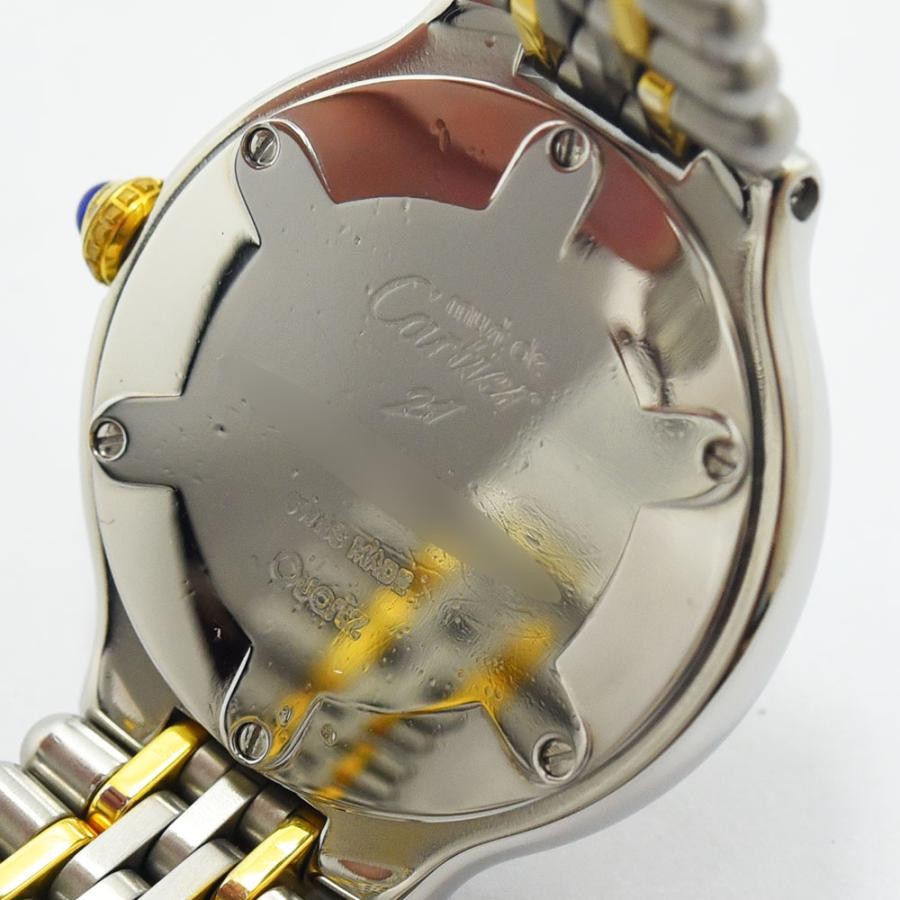 VINTAGE WATCHES FASHION カルティエ マストタンク 21 クオーツ時計。シルバーとゴールドのコンビネーション、ステンレススチール製。クラシックなデザイン。