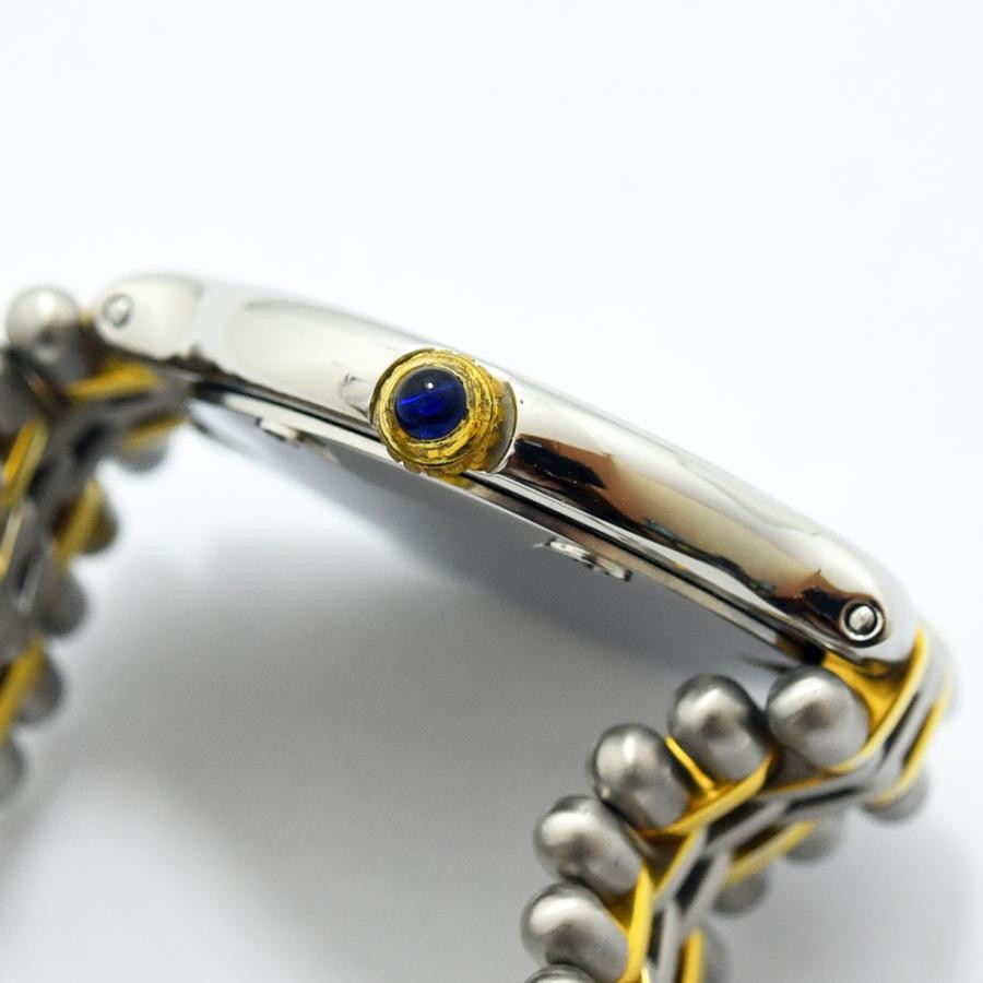 VINTAGE WATCHES FASHION カルティエ マストタンク 腕時計。シルバーとゴールドのコンビネーション、ブルーのサファイアがアクセント。クラシックなデザイン。