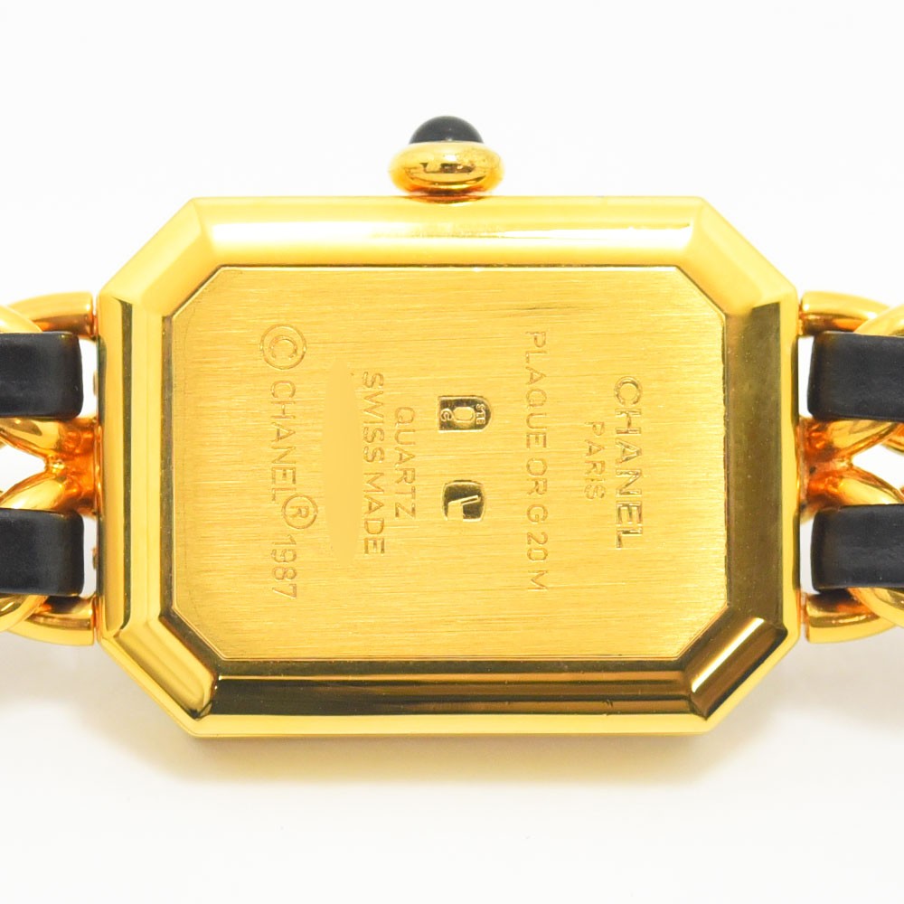 VINTAGE WATCHES FASHION シャネルのプルミエールウォッチ、ゴールドとブラックレザーのチェーンブレスレット、八角形ケース、スイス製クォーツ