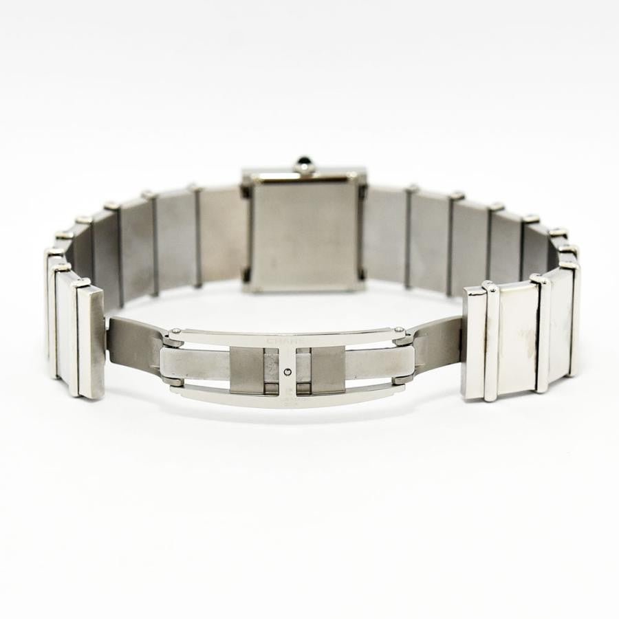 VINTAGE WATCHES FASHION シャネル レディース スクエアフェイス クォーツ 腕時計 シルバーメタルブレスレット ブラック文字盤 ローマ数字インデックス