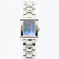 VINTAGE WATCHES FASHIONのシャリオール コロンブス レディース腕時計。マザーオブパールの文字盤とステンレススチール製レクタンギュラーケースが輝くエレガントなデザイン。