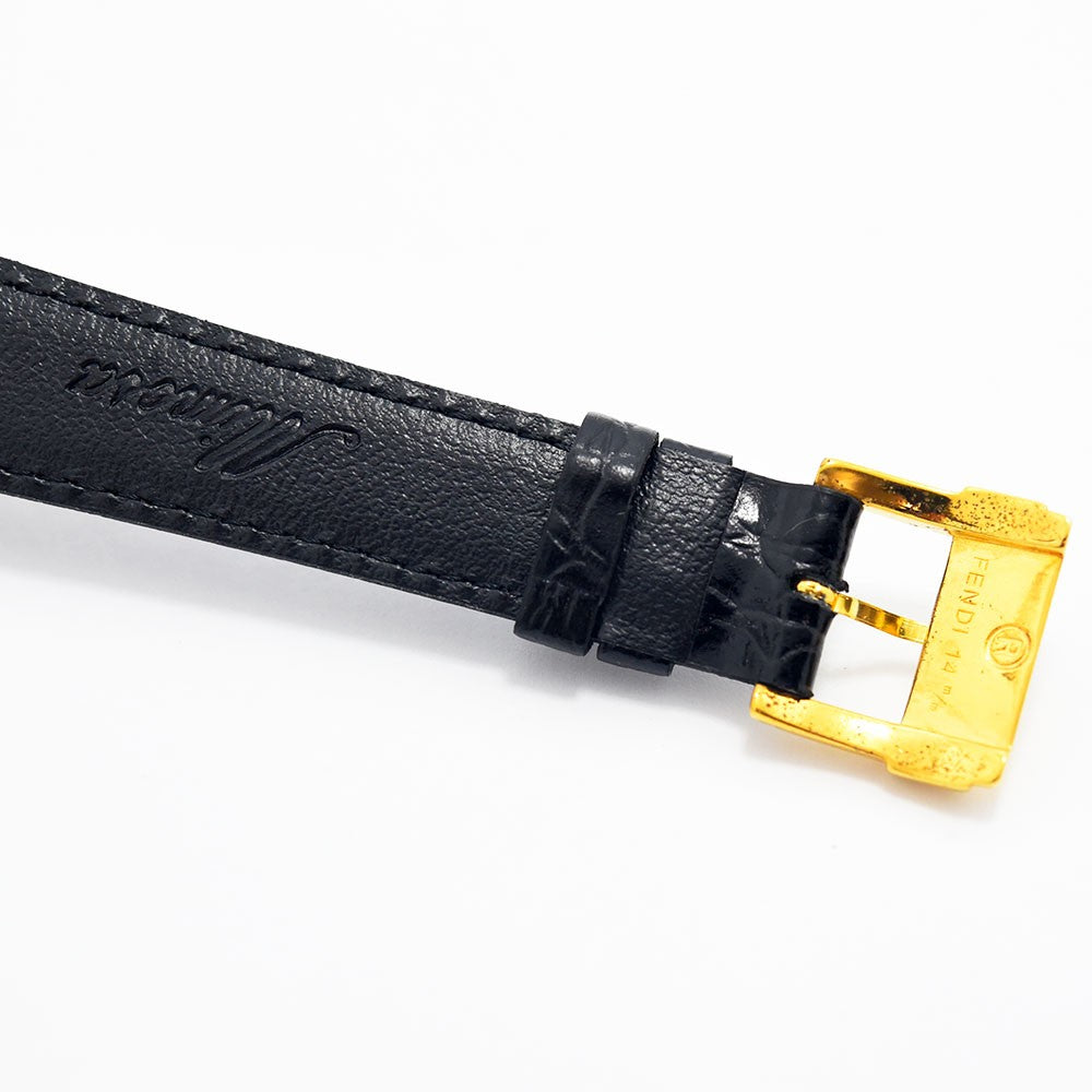 VINTAGE WATCHES FASHIONのFENDIヴィンテージウォッチ、ゴールドのロゴ入りバックルとブラックのクロコ型押しレザーベルト
