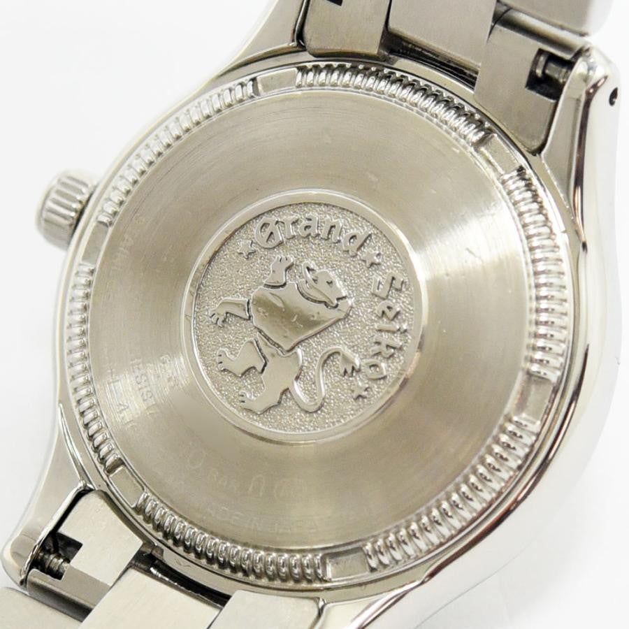 VINTAGE WATCHES FASHIONのグランドセイコーレディース腕時計の裏蓋。獅子の紋章が刻印されたステンレススチール製ケース。