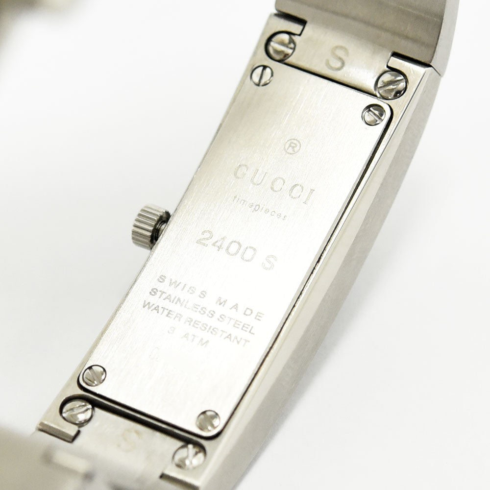 VINTAGE WATCHES FASHIONのGUCCI 2400Sレディース腕時計、ステンレススチール製ケースバックの刻印詳細