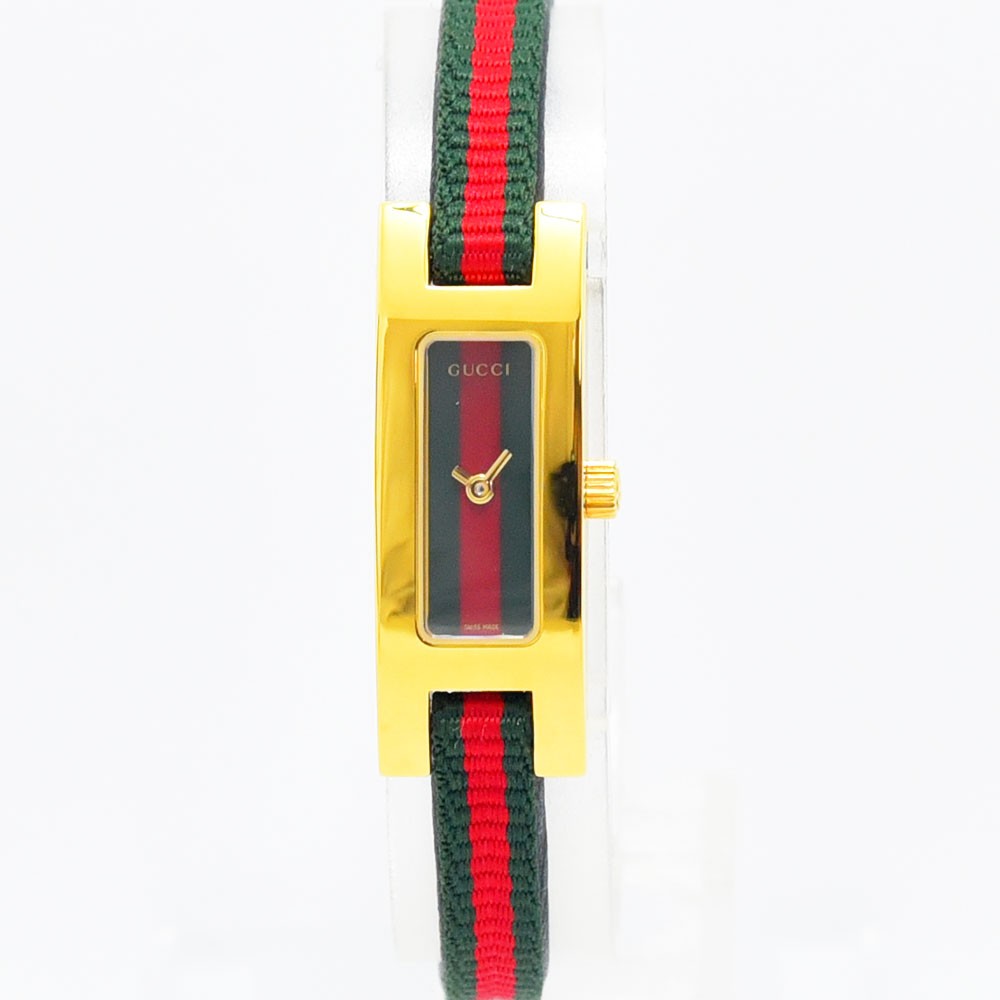 VINTAGE WATCHES FASHIONのGUCCI 3900Lレディース腕時計。ゴールドの長方形ケースにウェブストライプの文字盤とストラップが特徴的なスイス製クォーツ時計。