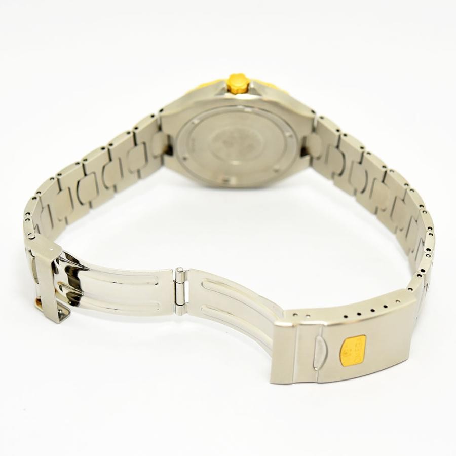 VINTAGE WATCHES FASHIONのオメガ シーマスター プロフェッショナル 200M、ステンレススチール製ブレスレットの裏側とバックル