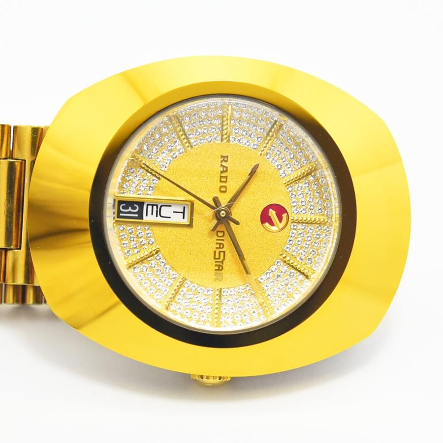 VINTAGE WATCHES FASHIONのRADOダイヤスター。ゴールドのオーバルケースにストーンが輝くラグジュアリーなヴィンテージ腕時計。